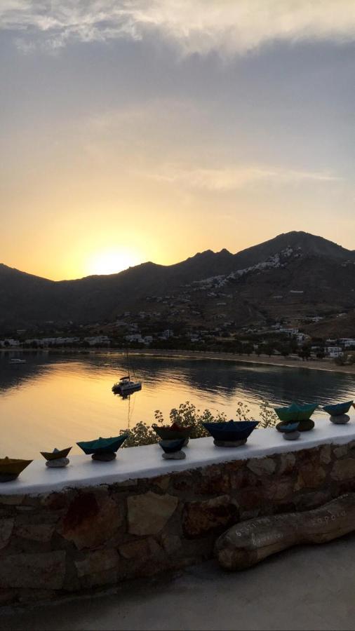 Amfitriti Serifos 利瓦迪奥 外观 照片